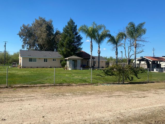 11152 Carrolton Rd, Escalon, CA 95320