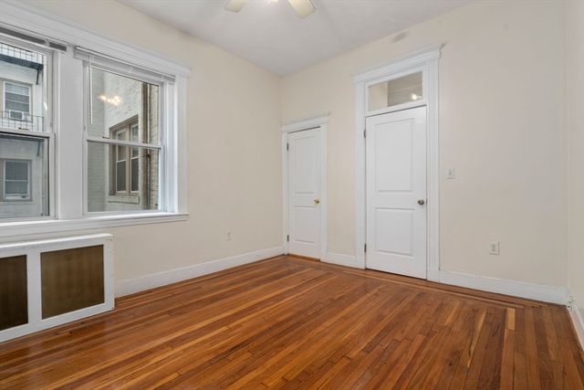 1109 Boylston St 4, Boston, MA 02215