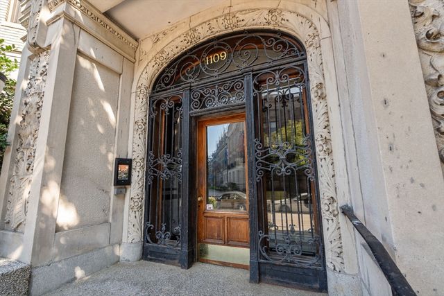 1109 Boylston St 4, Boston, MA 02215
