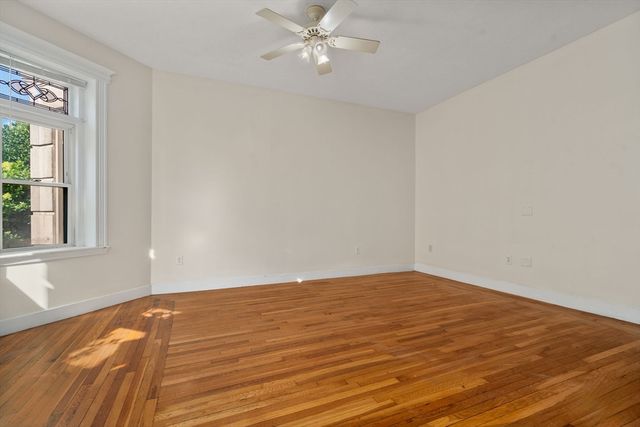 1109 Boylston St 4, Boston, MA 02215