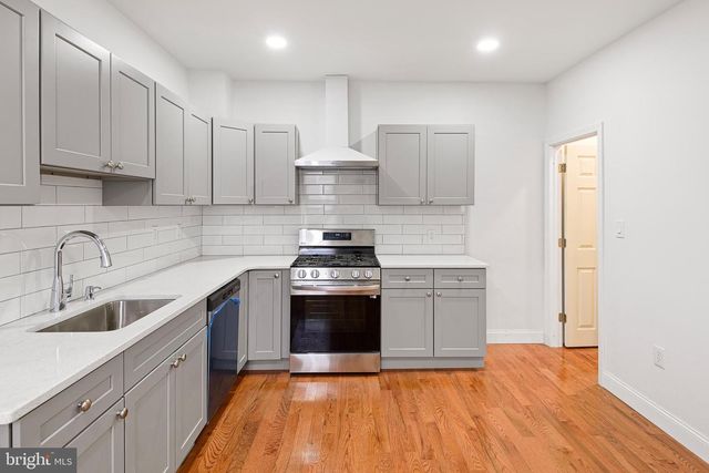 31 E 23RD ST, Wilmington, DE 19802