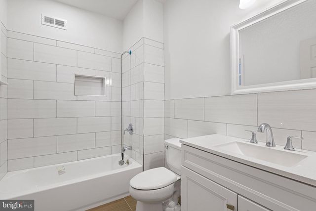 31 E 23RD ST, Wilmington, DE 19802