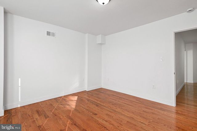 31 E 23RD ST, Wilmington, DE 19802