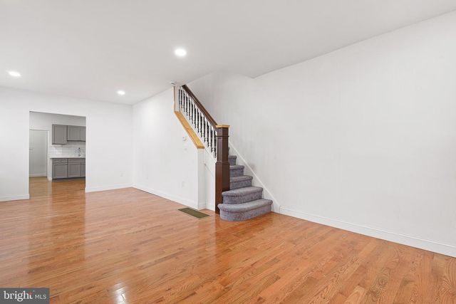 31 E 23RD ST, Wilmington, DE 19802