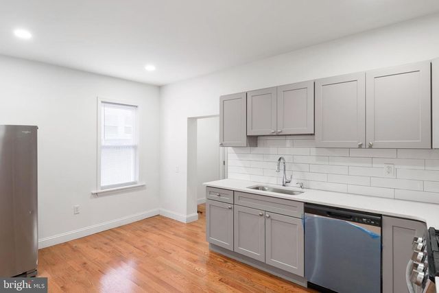 31 E 23RD ST, Wilmington, DE 19802