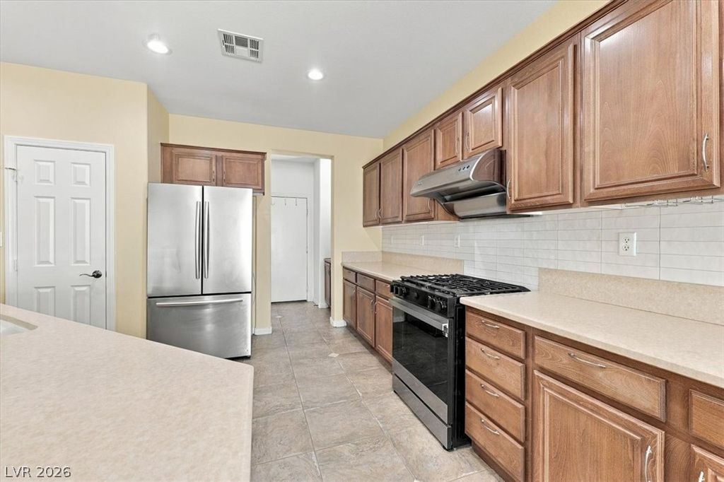 1828 Moonglow Peak Avenue, North Las Vegas, NV 89084 — photo 4