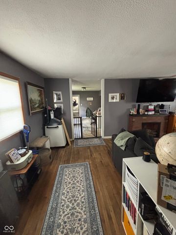 914 Elm Street, Shelbyville, IN 46176