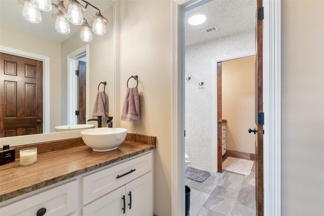 522 Whispering Meadow, Magnolia, TX 77355