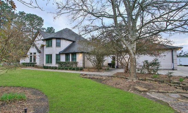 522 Whispering Meadow, Magnolia, TX 77355