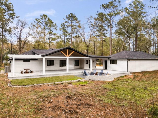 40607 Mill Creek Road, Magnolia, TX 77354