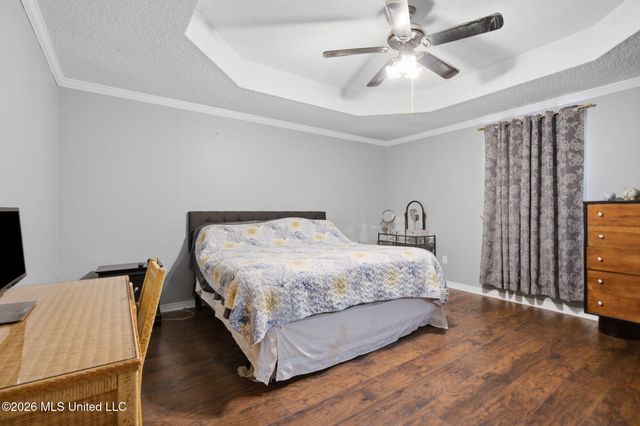 1325 S 10th Street, Ocean Springs, MS 39564
