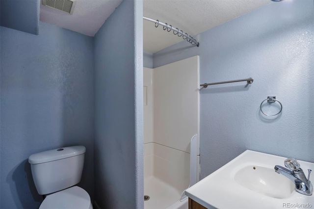 1248 Red Mountain Drive, Longmont, CO 80504