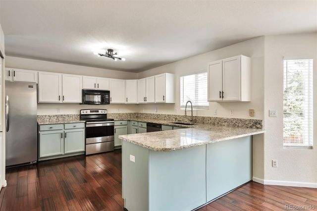 1248 Red Mountain Drive, Longmont, CO 80504