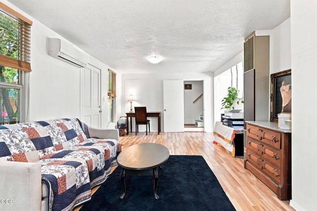 508 N Main Street, Ashland, OR 97520