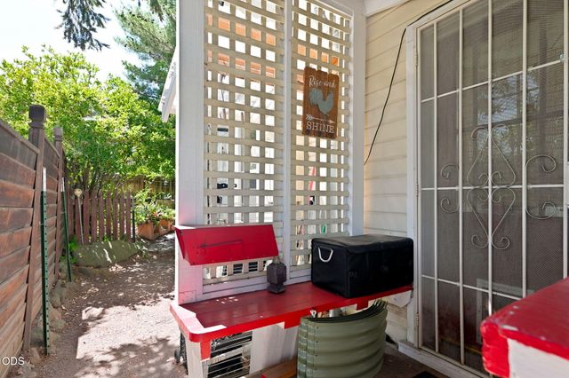 508 N Main Street, Ashland, OR 97520