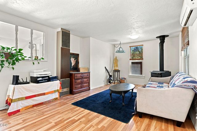 508 N Main Street, Ashland, OR 97520