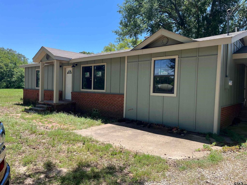 4955 St. Hwy 64, Ben Wheeler, TX 75754