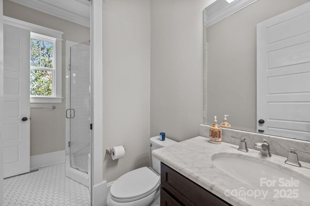 933 Sedgefield Road, Charlotte, NC 28209