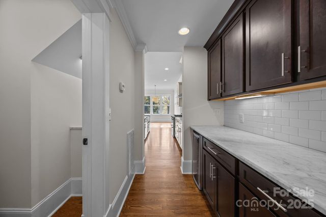 933 Sedgefield Road, Charlotte, NC 28209