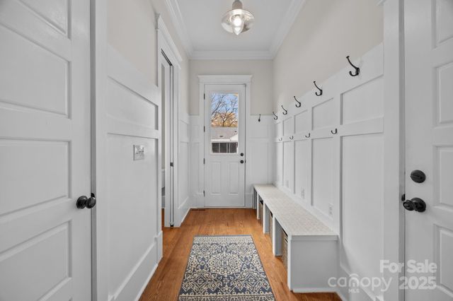 933 Sedgefield Road, Charlotte, NC 28209