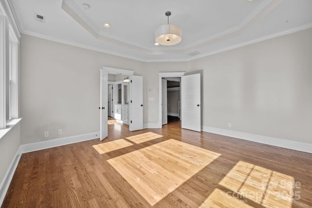 933 Sedgefield Road, Charlotte, NC 28209