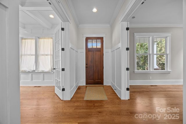 933 Sedgefield Road, Charlotte, NC 28209