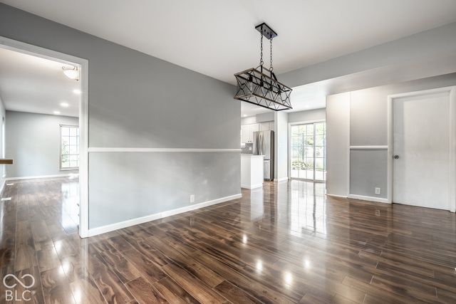 72 Parkview Road, Carmel, IN 46032