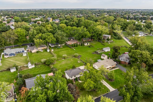 72 Parkview Road, Carmel, IN 46032