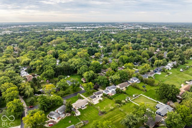 72 Parkview Road, Carmel, IN 46032