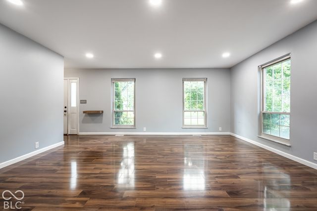 72 Parkview Road, Carmel, IN 46032