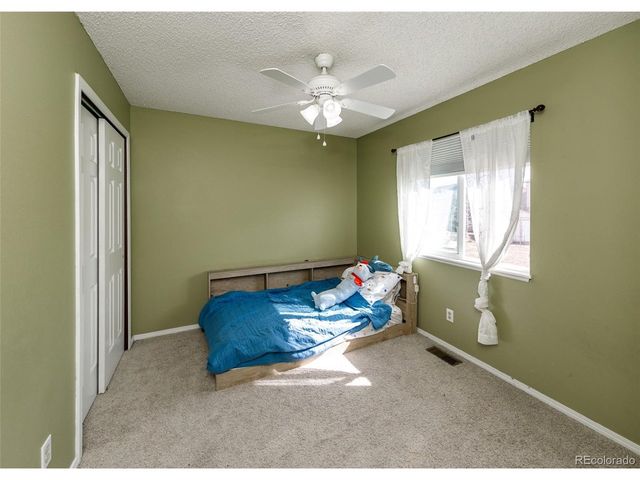 5515 Many Springs Dr, Colorado Springs, CO 80923