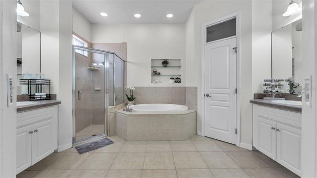 6764 HIGH KNOLL DRIVE, Lakeland, FL 33813