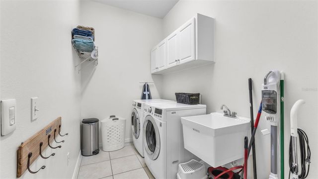 6764 HIGH KNOLL DRIVE, Lakeland, FL 33813