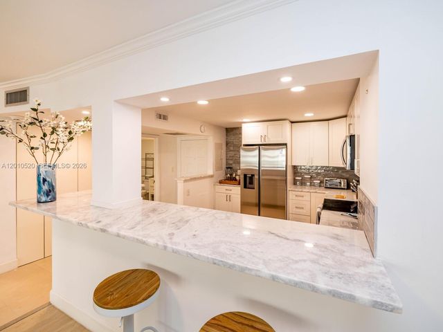 5000 N Ocean Blvd 506, Lauderdale By The Sea, FL 33308