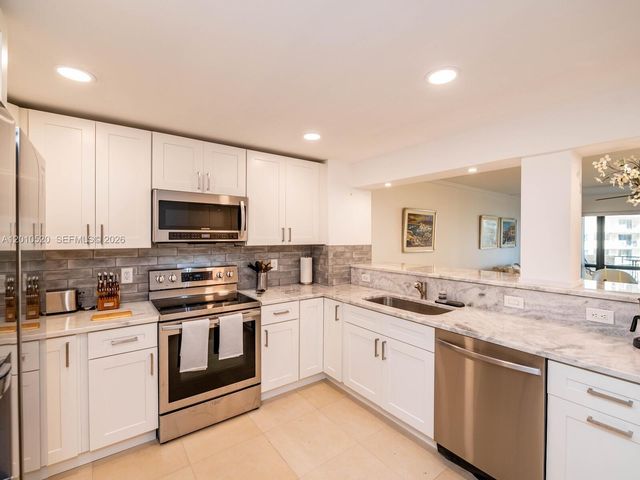 5000 N Ocean Blvd 506, Lauderdale By The Sea, FL 33308