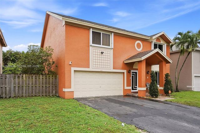 1421 SW 97th Ave, Pembroke Pines, FL 33025