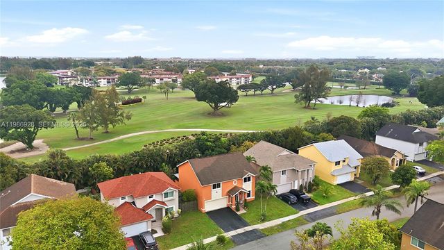 1421 SW 97th Ave, Pembroke Pines, FL 33025