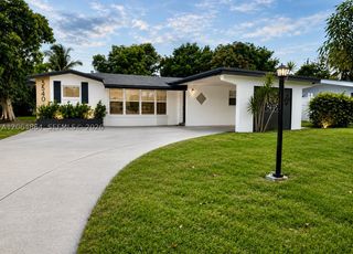3540 NW 38th Ter, Lauderdale Lakes, FL 33309