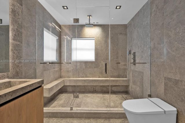 431 Layne Blvd, Hallandale Beach, FL 33009