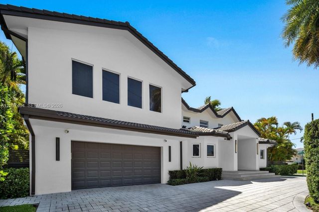 431 Layne Blvd, Hallandale Beach, FL 33009