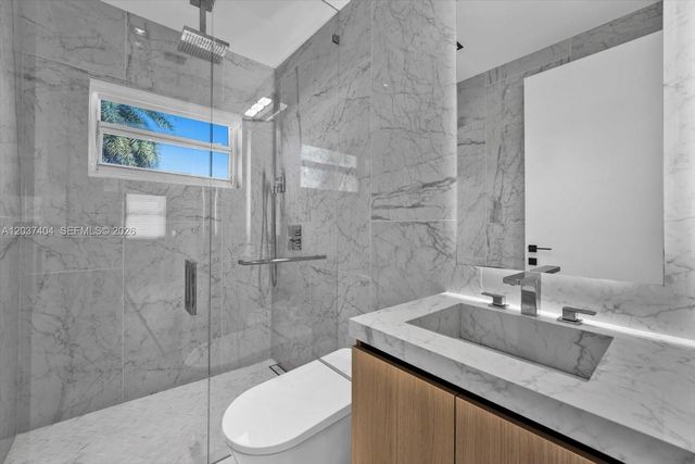 431 Layne Blvd, Hallandale Beach, FL 33009