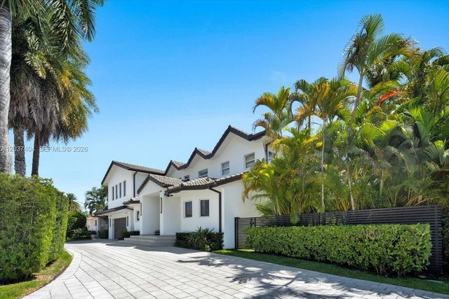 431 Layne Blvd, Hallandale Beach, FL 33009