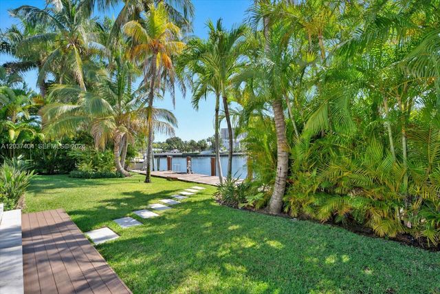431 Layne Blvd, Hallandale Beach, FL 33009