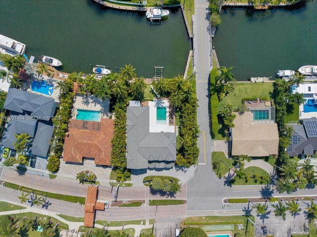 431 Layne Blvd, Hallandale Beach, FL 33009