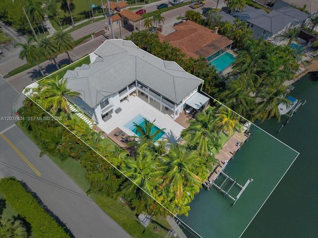 431 Layne Blvd, Hallandale Beach, FL 33009