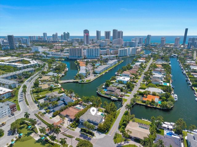 431 Layne Blvd, Hallandale Beach, FL 33009