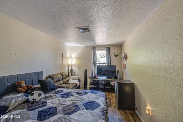 3642 N 72nd Drive, Phoenix, AZ 85033