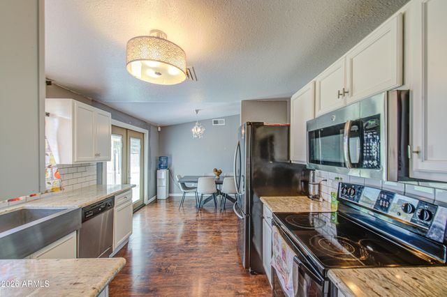 3642 N 72nd Drive, Phoenix, AZ 85033