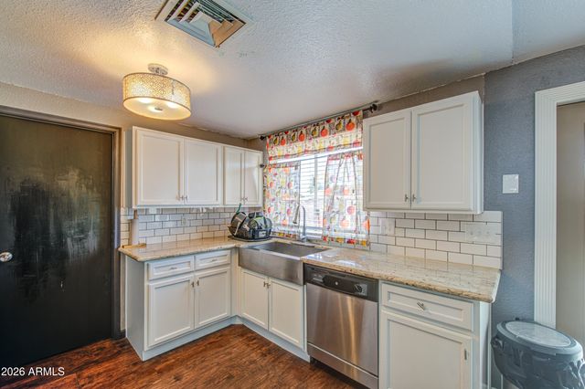 3642 N 72nd Drive, Phoenix, AZ 85033