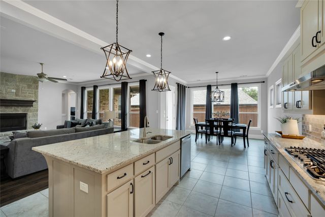 6409 Vintage Lake Drive, Arlington, TX 76016
